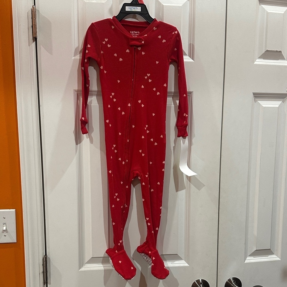 NEW Carter's Red Heart Patterned Footie size 2T